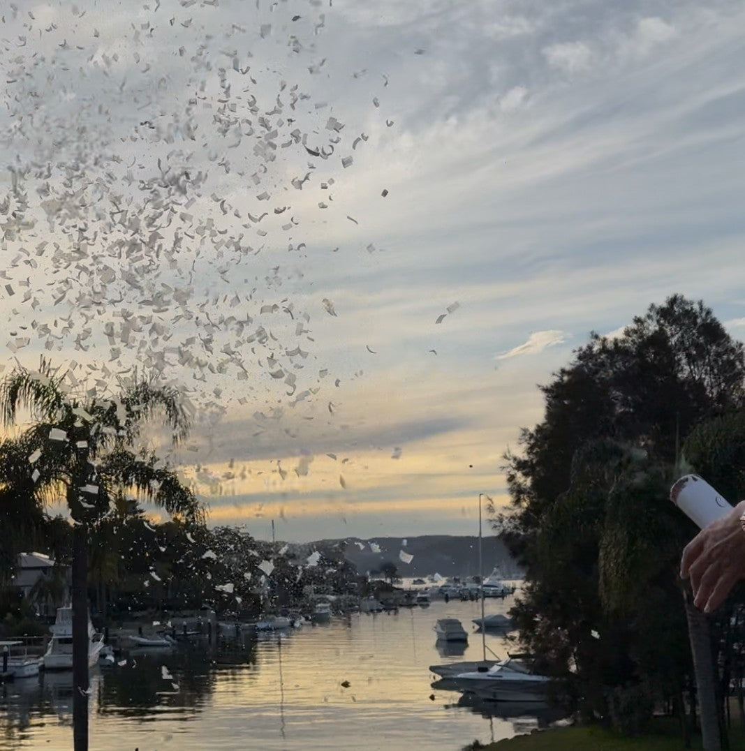 Value Bundle 4 Biodegradable White Rice Paper Confetti Cannons & 1L Freeze Dried Petals of Your Choice