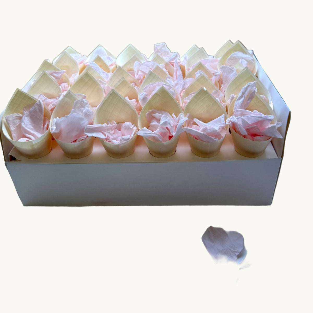 Value Bundle Premium freeze dried rose petal confetti
