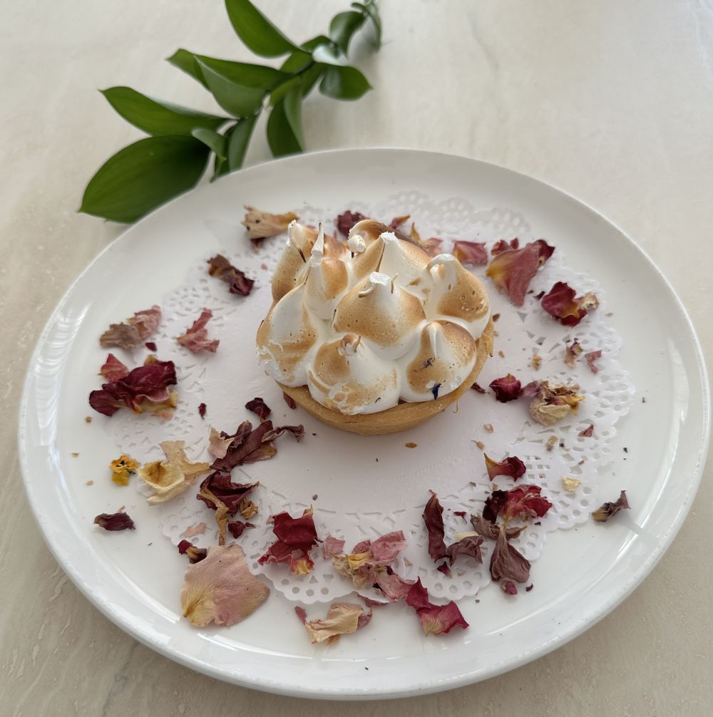 Why use Australian organic natural edible dried flower petals?