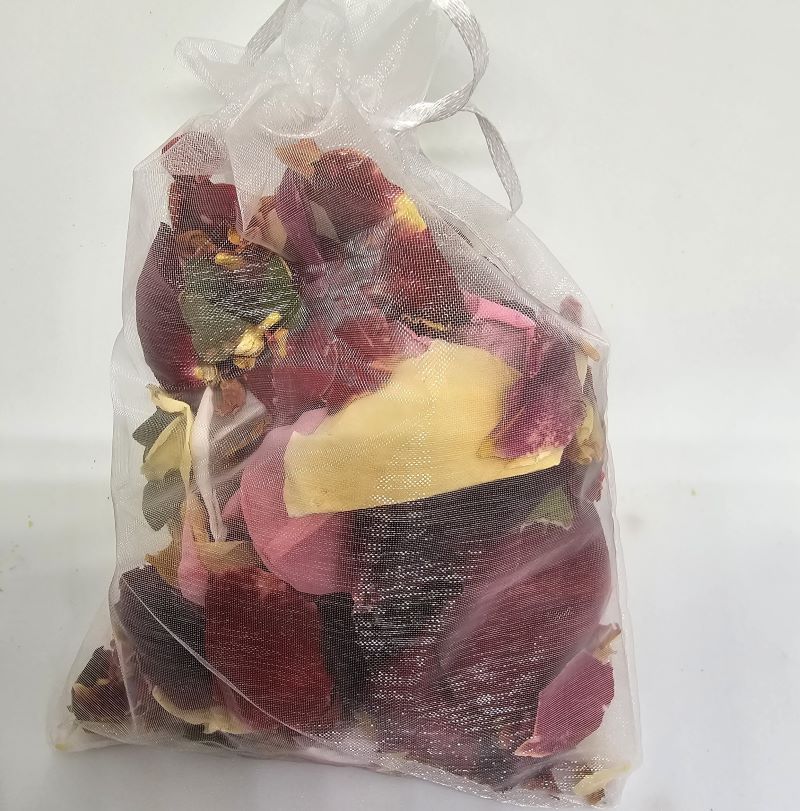 Australiana eco friendly gum leaves, delphinium and rose petal organic confetti