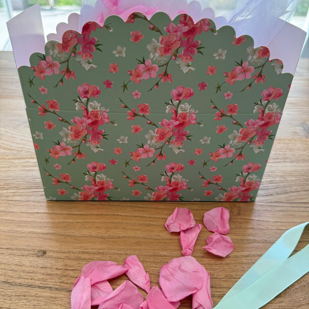 Vibrant Pink Freeze Dried Rose Petal Table Decoration Sprinkle Kit for Birthdays, Anniveraries