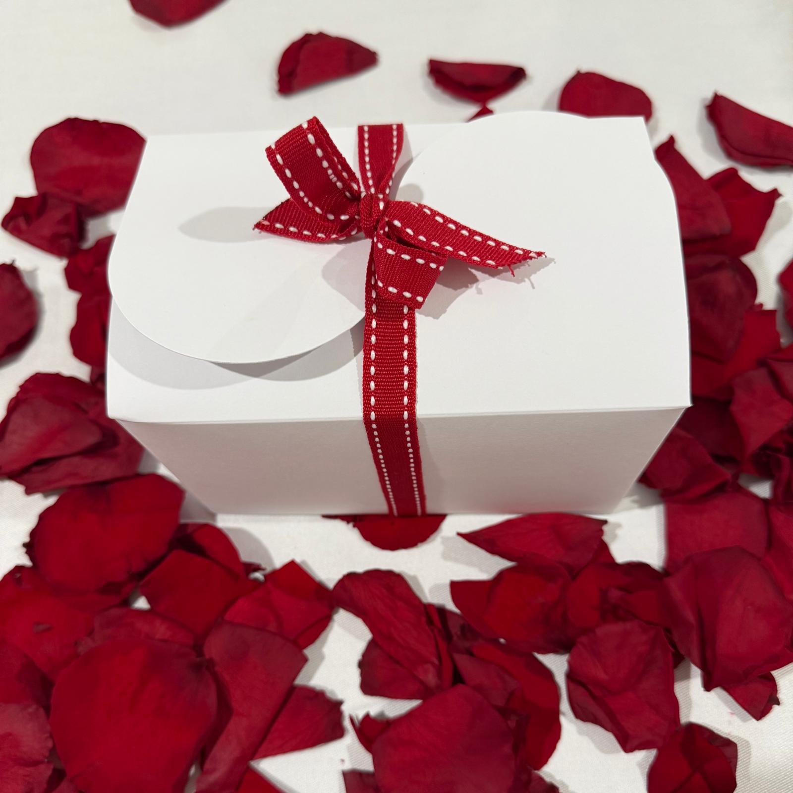 Valentine's day/ Marriage Proposal Freeze Dried Rose Petal Table Decoration Sprinkle kit