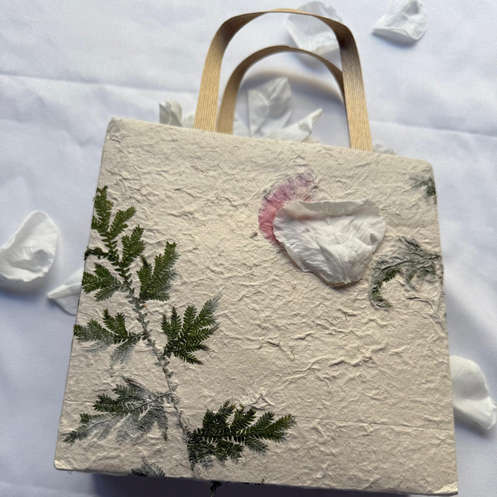 Snow White Freeze Dried Petal Table Decoration Handmade Paper Sprinkle Kit for Weddings, New Baby, Baptisms, Christenings, Communions